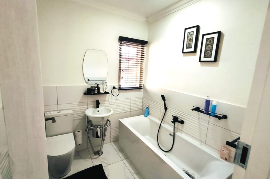 4 Bedroom Property for Sale in Vaalpark Free State